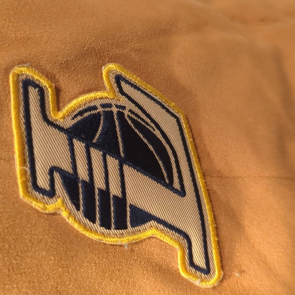 LA Lakers Fan Apparel Puffer Jacket Size XL NBA - Picture 7 of 16